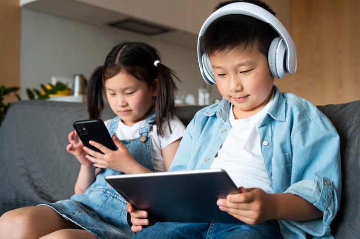 Dampak Gadget pada Aktivitas Fisik Anak: Tantangan Generasi Digital