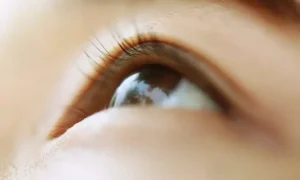 Jaga Kesehatan Mata di Era Digital: Tips Ampuh untuk Pengguna Gadget