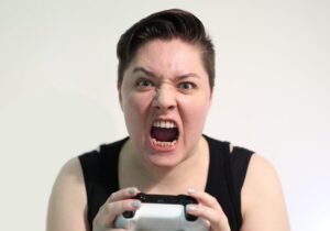 Racun dalam Piksel: Bagaimana Pemain Toxic Merusak Pengalaman Game Multiplayer