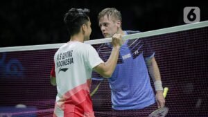 Rivalitas Epik: Anthony Ginting vs. Viktor Axelsen, Pertarungan Dua Generasi di Puncak Bulu Tangkis Dunia